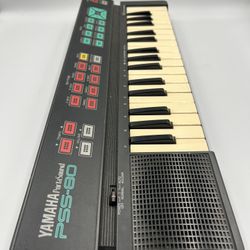 Yamaha PortaSound PSS-80 keyboard 19.5 x 7 x 2. Working Condition. 