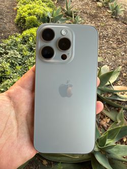 iPhone 15 Pro Unlocked
