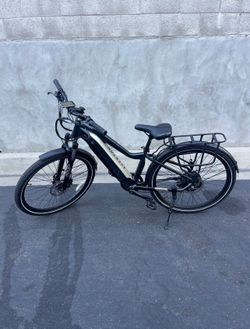 Aventon Level E Bike…. In great condition. Barely used. Battery and charger included. $850 Price is Firm!!!!