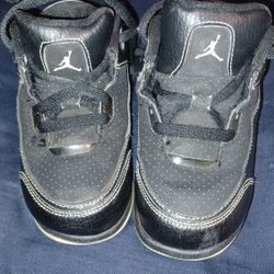 Size 8c Child NIKE AIR JORDAN BLACK AND WHITE