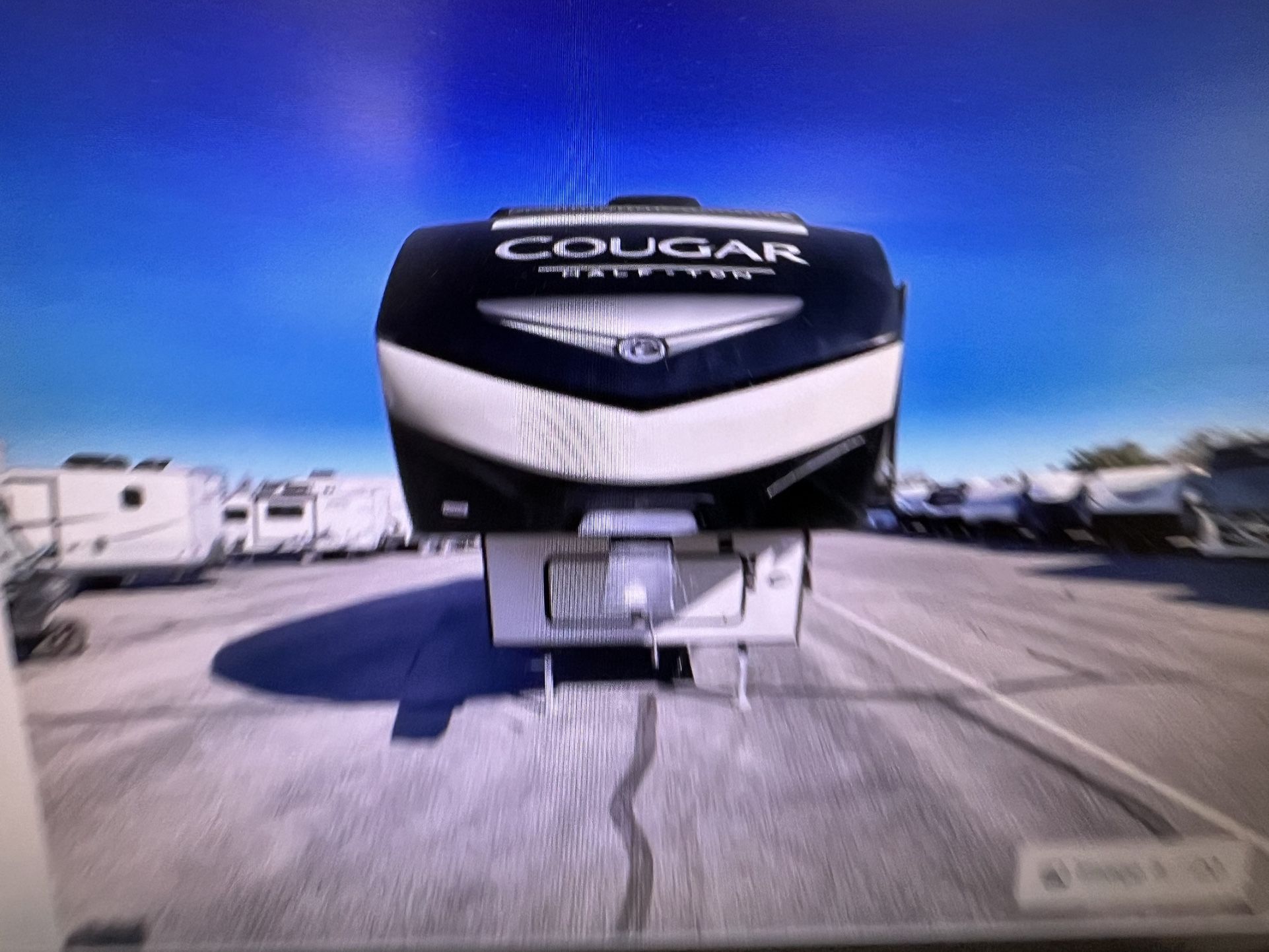 2019 COUGAR 27RLS