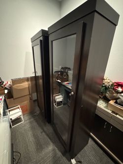 Wooden Display Cabinets with Lock & Key