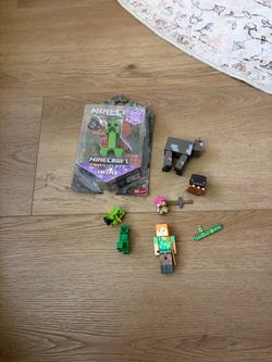 Minecraft toy bundle