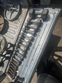 Set of dumbbells