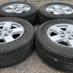 17” FACTORY JEEP GRAND CHEROKEE COMMANDER WRANGLER WE FINANCE TRADES ACCEPTED RIMS TIRES SET 