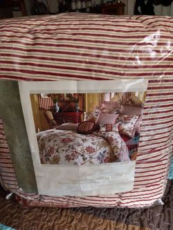 Rose tree Queen Comforter