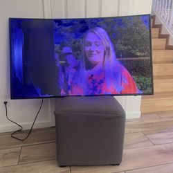 For Sale The TV  55 Inches Sansung I have Is broker The Comer The  