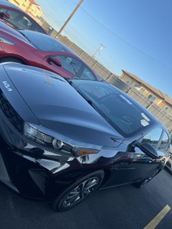 🏁~2023 Kia Forte Les Sedan 4D