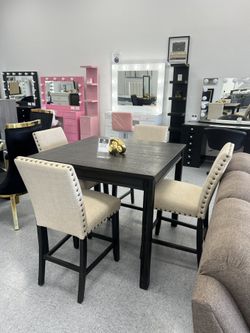 Dining Set
