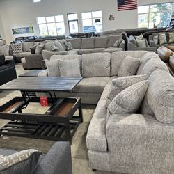 Furniture Truckload! Brand new furniture 🥳 30-70% off retail!