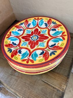 FREE - 10 Yellow & Floral Melanin Dinner Plates