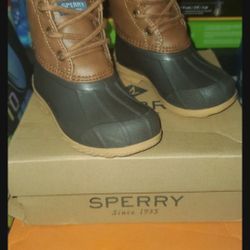 Sperry Snow Boots (Tan/brown) 