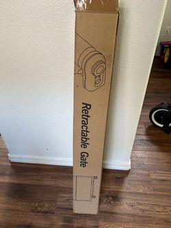 Retractable gate