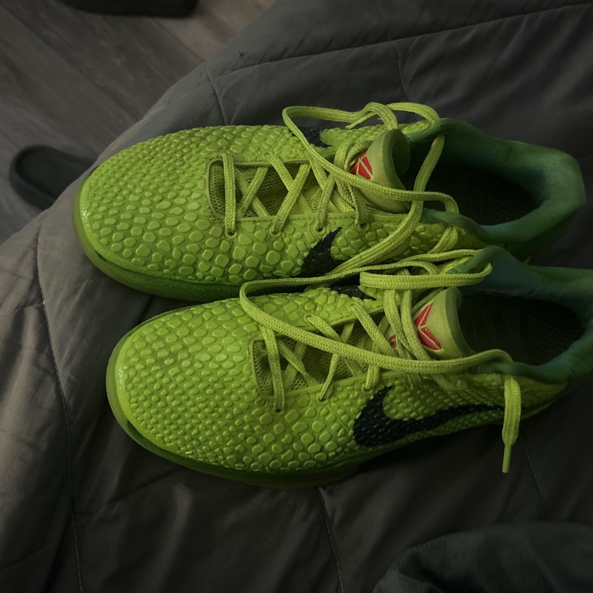 Kobe 6 Grinches