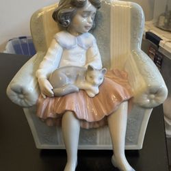 Lladro Figurine