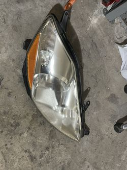 Toyota Sienna Headlights 2008