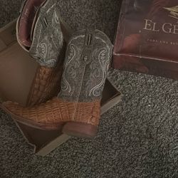 Boots 