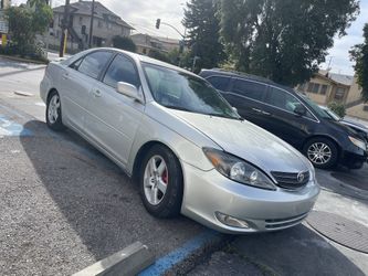 Toyota Camry SE