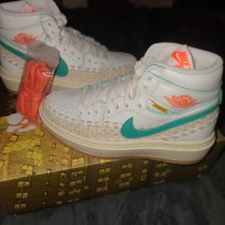 NIKE AIR JORDAN ELEVATE HIGH (WOMENS 5.5)