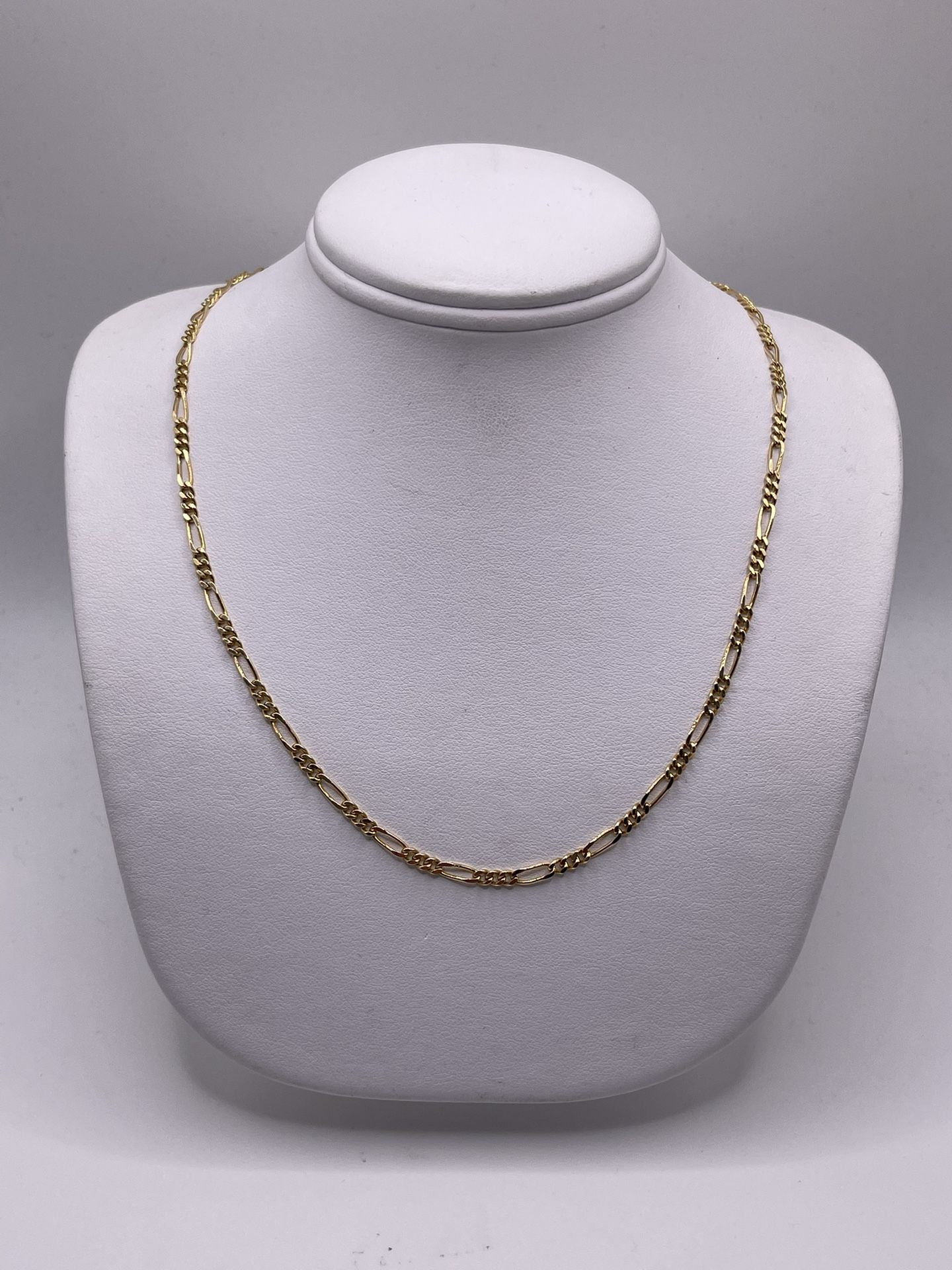 18kt Yellow Gold Figaro Link Chain