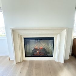 FIREPLACE SURROUND