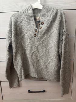 Women’s Sweater Universal Thread Target