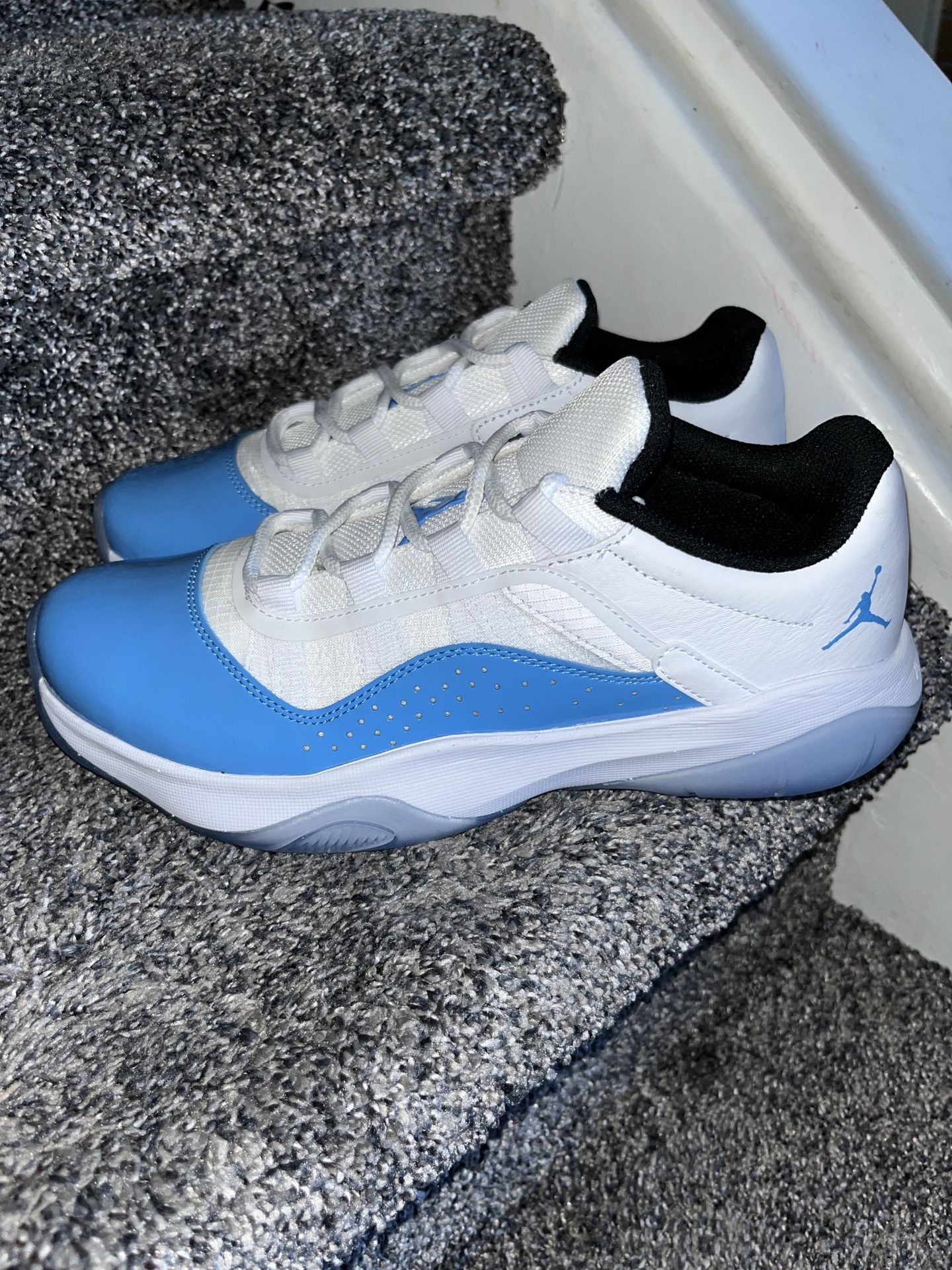 Air Jordan 11 CMFT ‘University Blue' Size 7.5