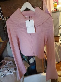 Pink crop sweater
