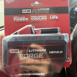 Milwaukee M18 Red Lithium Forge HD12.0 