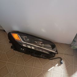 2022 Volkswagen Passat Headlight 