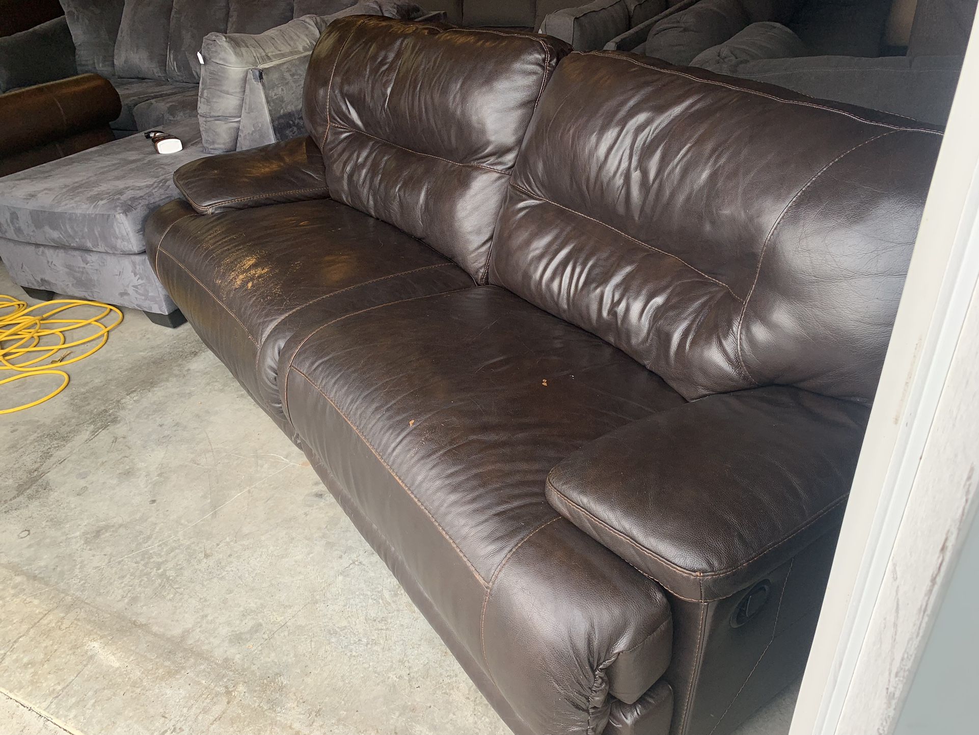 Brown Leather Recliner Couch “WE DELIVER”