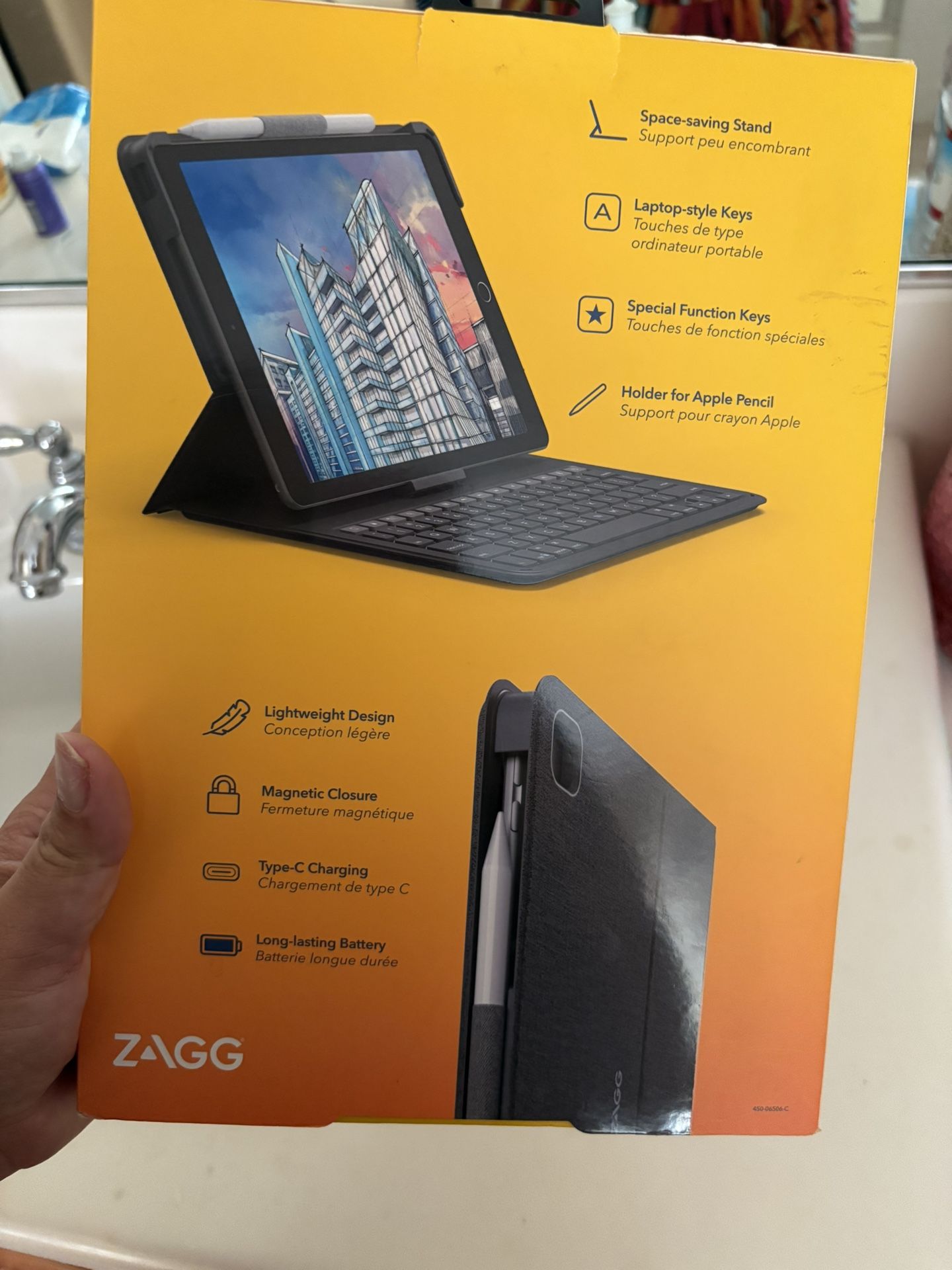 Brand New Zag iPad Keyboard