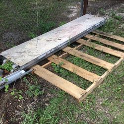 2 pieces of Aluminum  Scaffold Planks