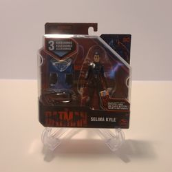 Spin Master DC The Batman Selina Kyle 4" Action Figure Mystery Card (T-A1)