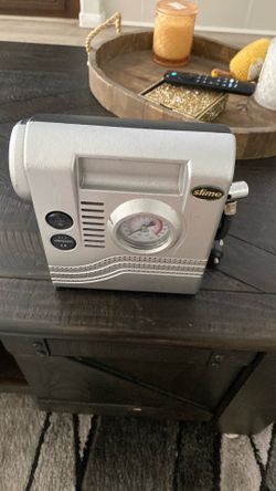 Portable tire inflator