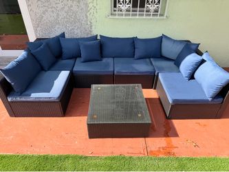 Modular wicker patio furniture
