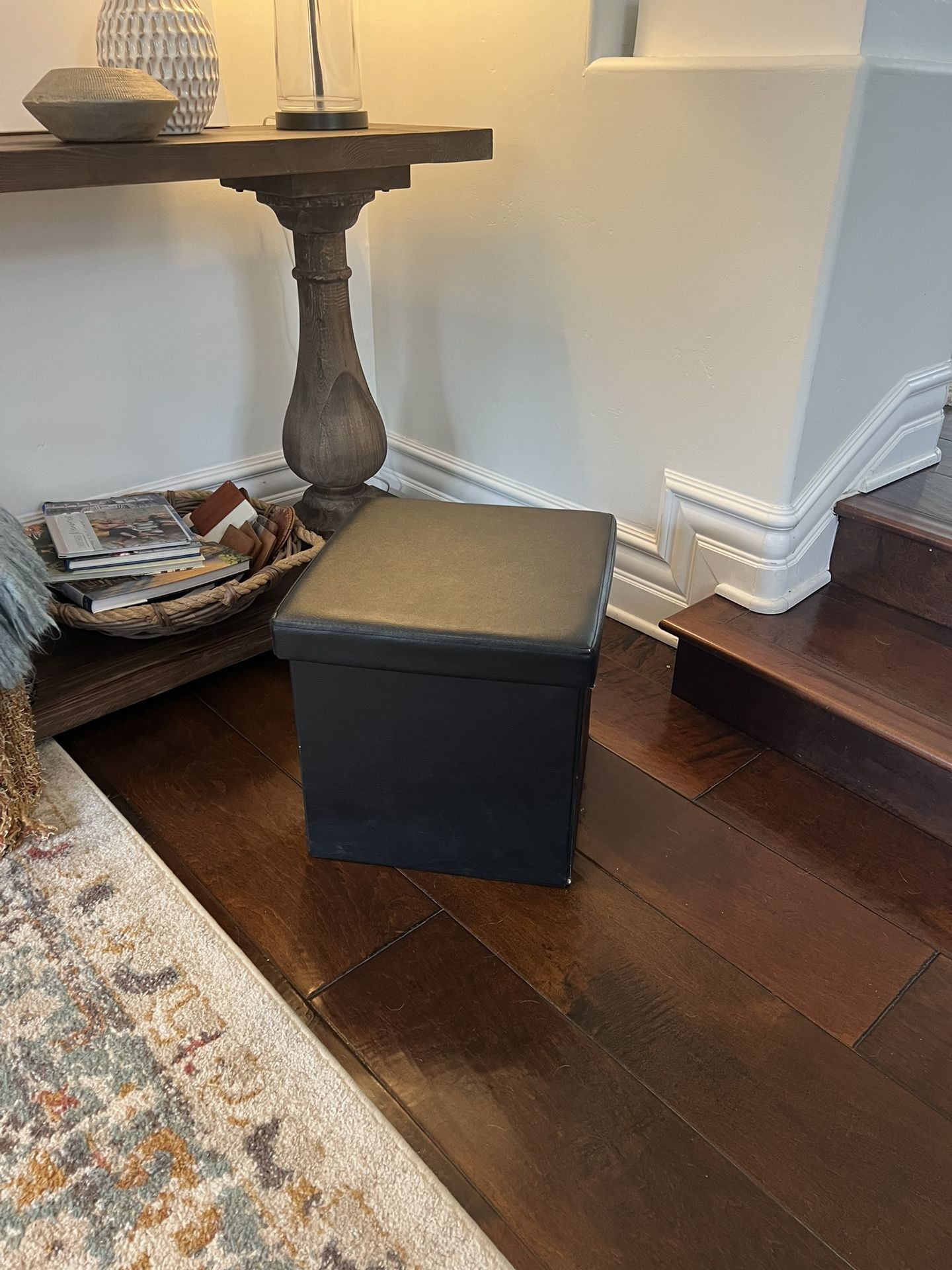 Cube Chair/ottoman