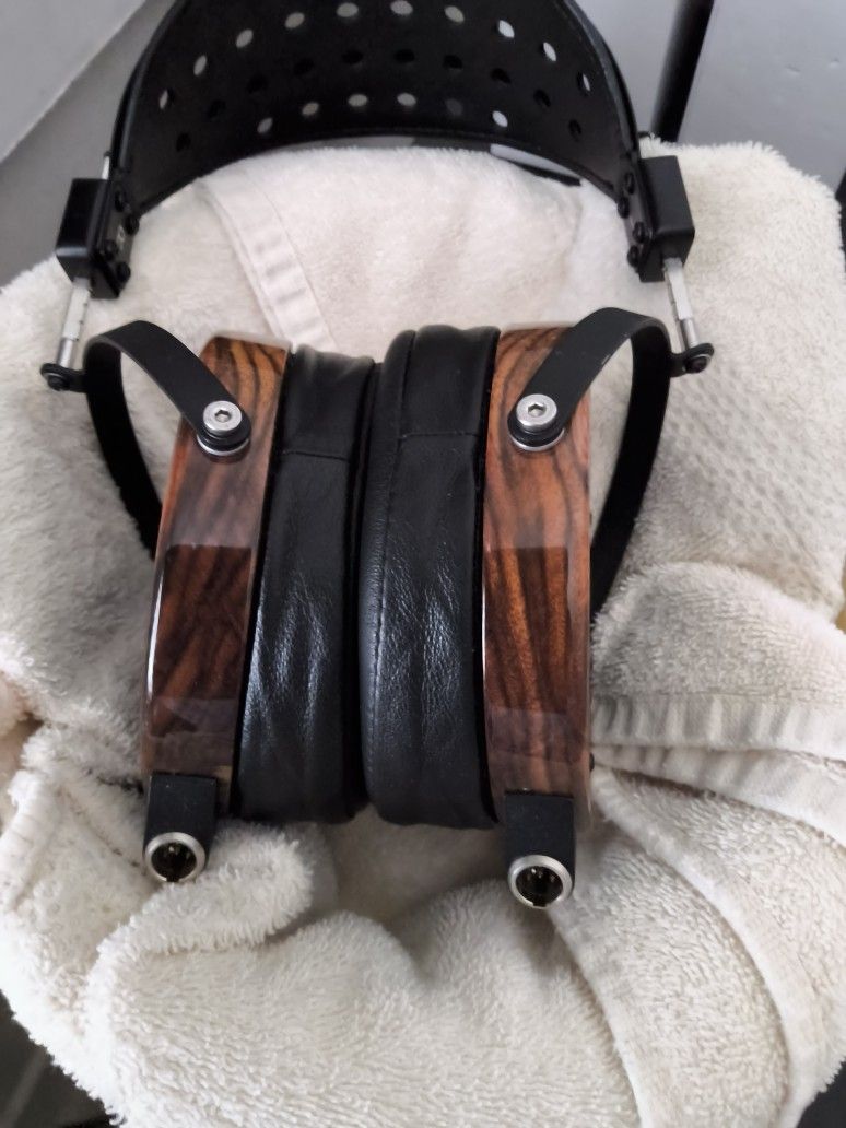 Audeze LCD-2 Rosewood Headphones