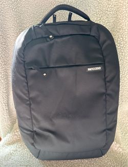 Incase Icon Backpack