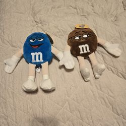 M & M Plush Toys 