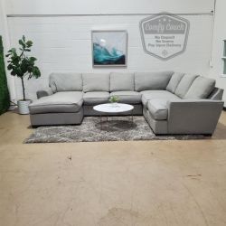 🛋️Large Ushape Sectional Sofa(Delivery Available!! )