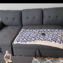 Pull Out Couch With Storage