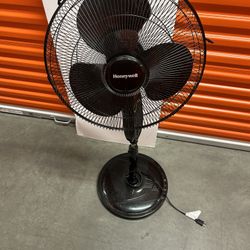 Plug In Cooling Fan