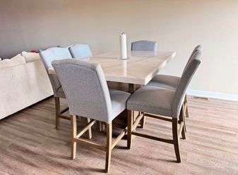 Dining table set