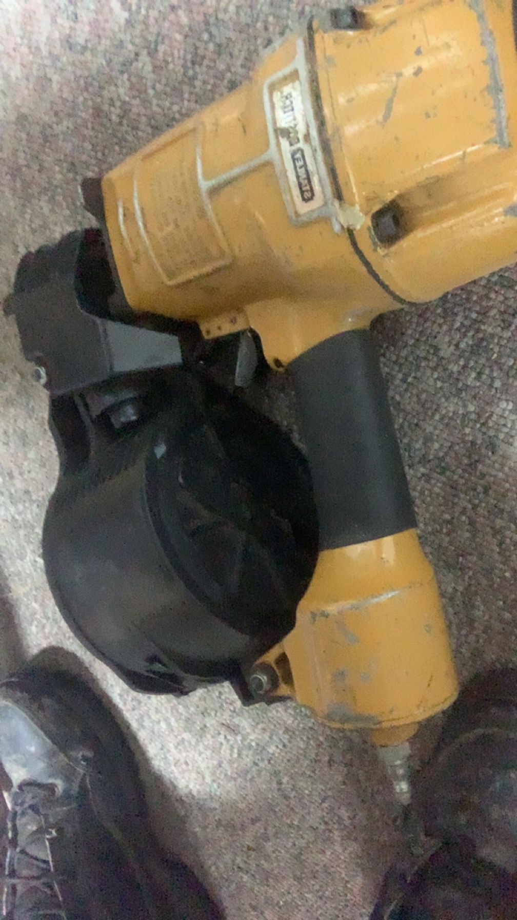Roofing Nailer