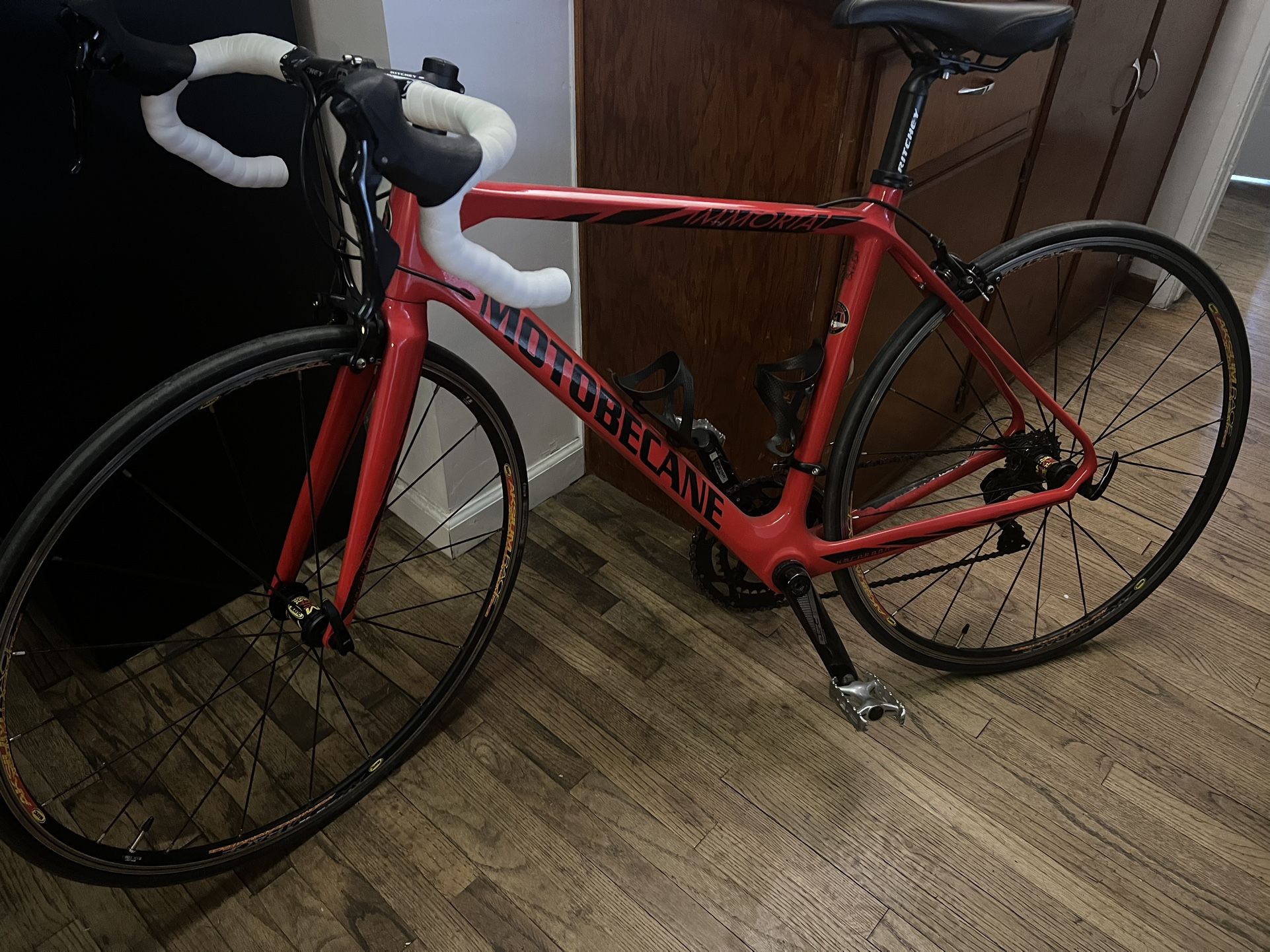Motobecane Immorial Carbon Road Bike