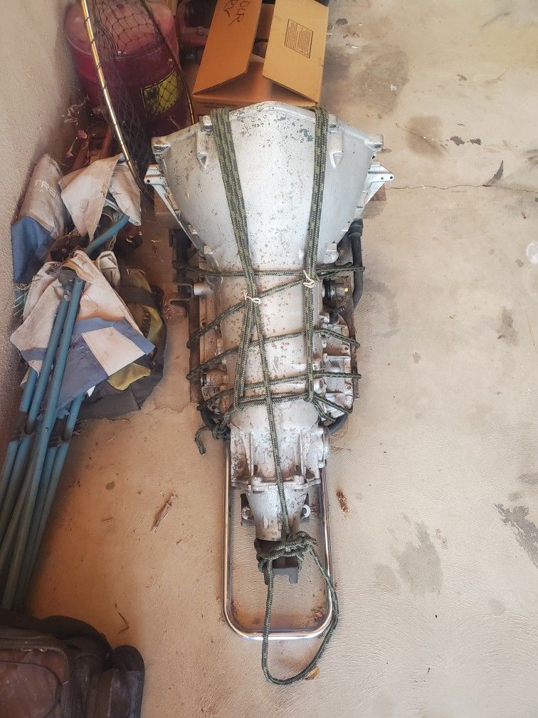 Chevy Turbo 400 Short Tail Trans