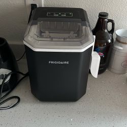 Frigidaire Ice Maker
