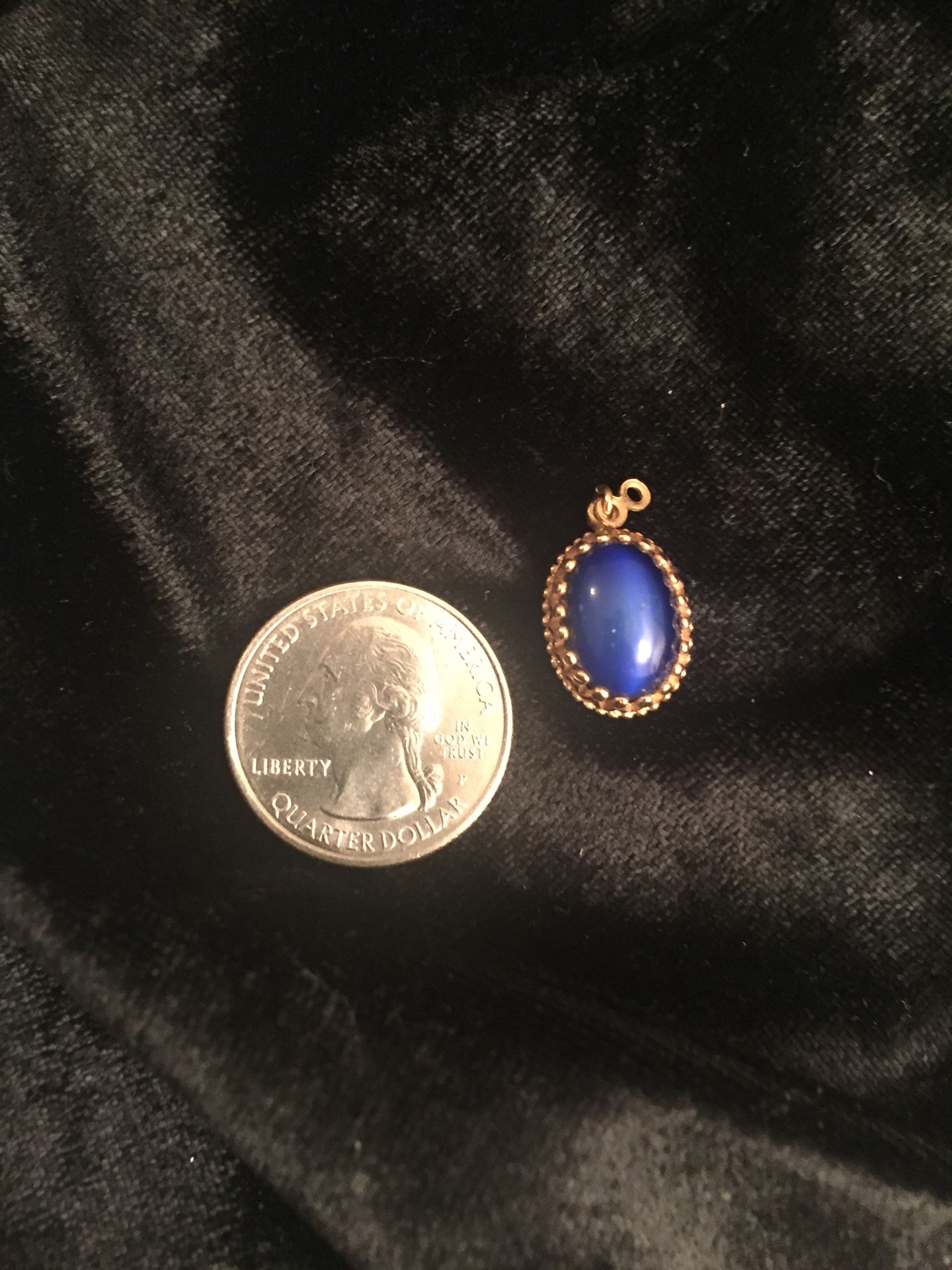 Vintage Avon Pendant