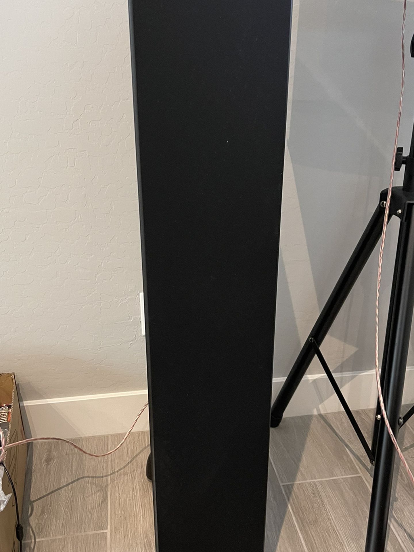 Polk Speaker And Yamaha Receiver